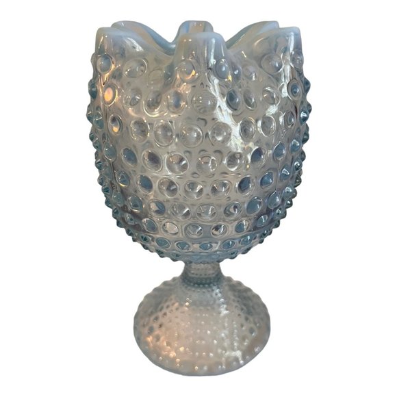 Vtg DUNCAN MILLER Blue Opalescent Glass Footed Vase hobnail 6.5" - Picture 4 of 6